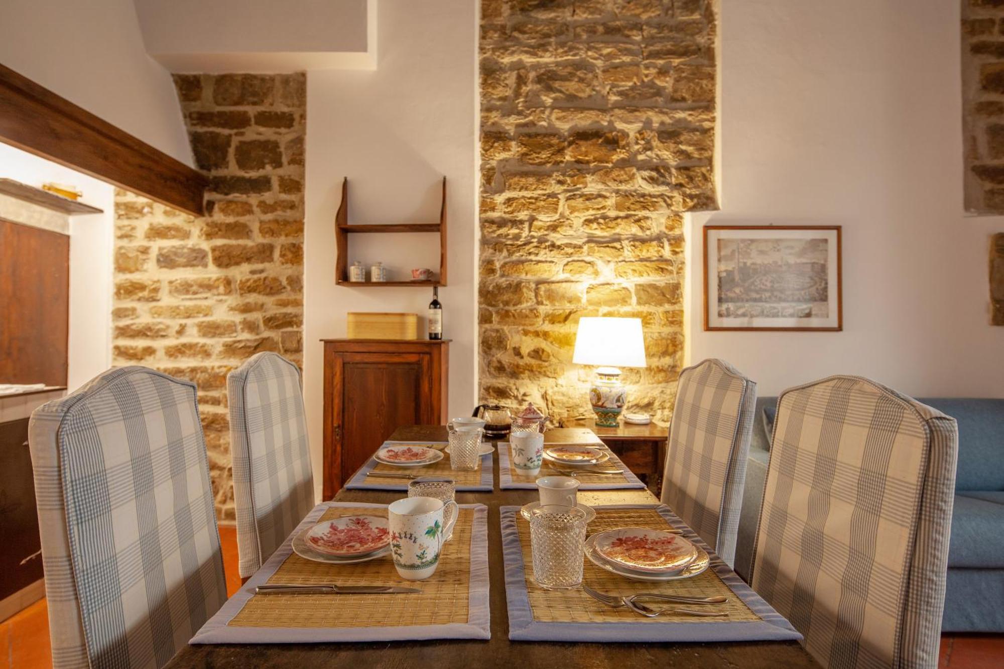 Aurora'S, Renaissance Suite, Historic Apartment, Pivot Location, Few Walks From All, Ac Bedroom Firenze Bagian luar foto